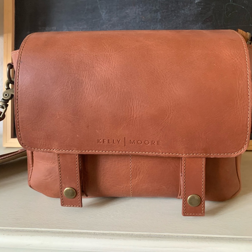 Kelly Moore camera bag gorgeous soft tan leather
